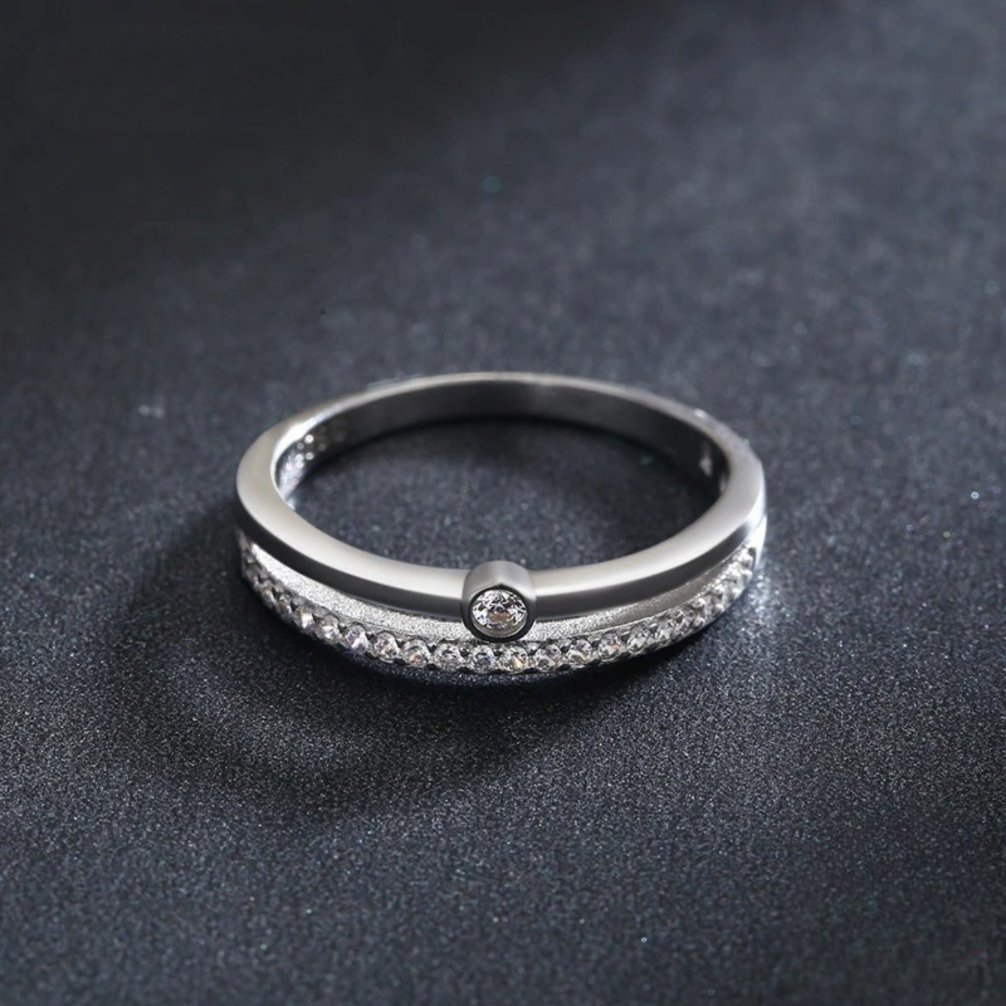 WHITE AURA RING - SILVER