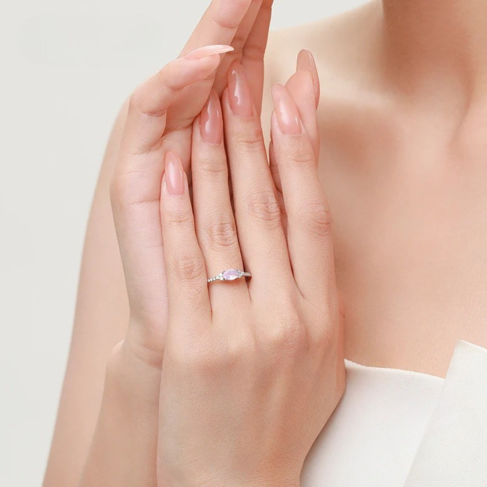 PINK PETAL RING - SILVER